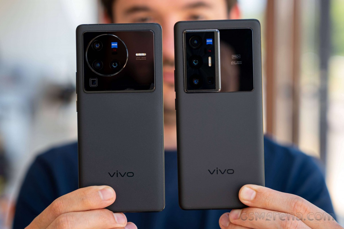  Vivo X80 & X80 Pro 